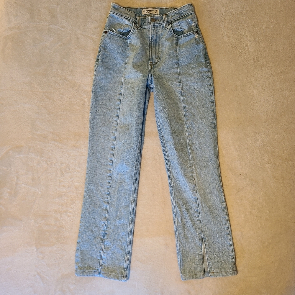 Abercrombic & Fitch The 90's Straight Ultra High Rise Split Hem Jeans Size 25